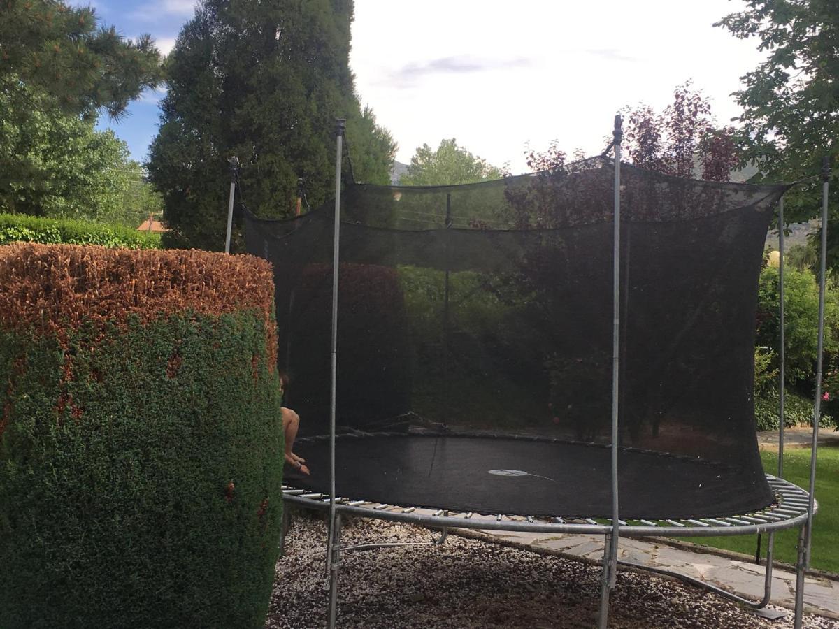 Villa Aurelia - Casa De Campo Con Jardin Y Piscina Entre Madrid Y Segovia Ortigosa del Monte エクステリア 写真