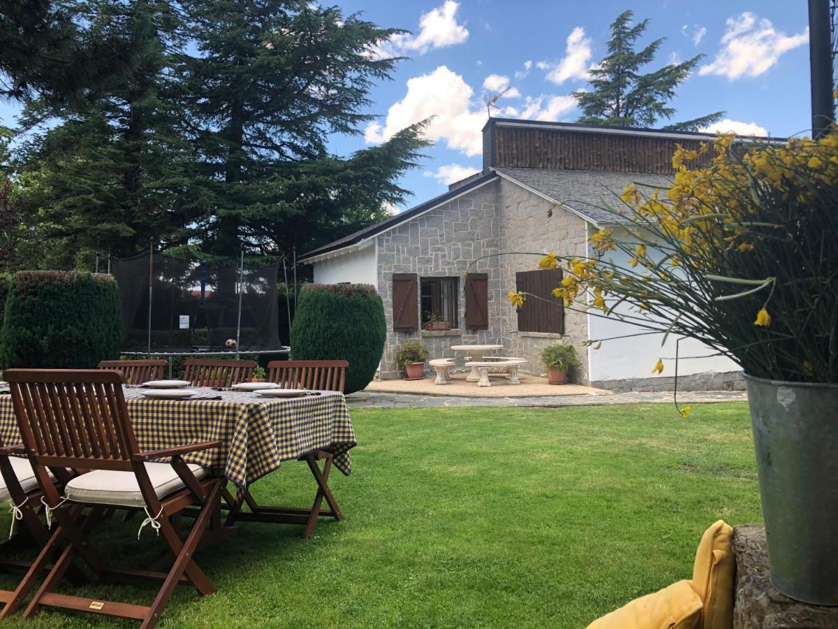 Villa Aurelia - Casa De Campo Con Jardin Y Piscina Entre Madrid Y Segovia Ortigosa del Monte エクステリア 写真